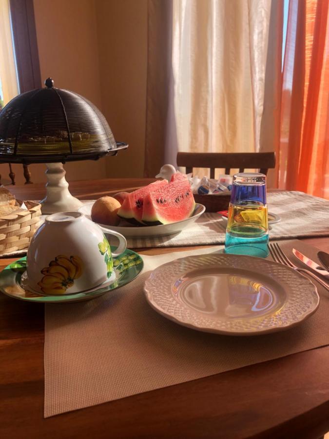 L' Angolo Degli Ortaggi 萨萨里 外观 照片